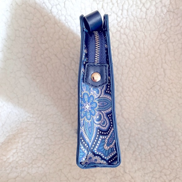 Liberty of London Wristlet - Picture 4 of 9
